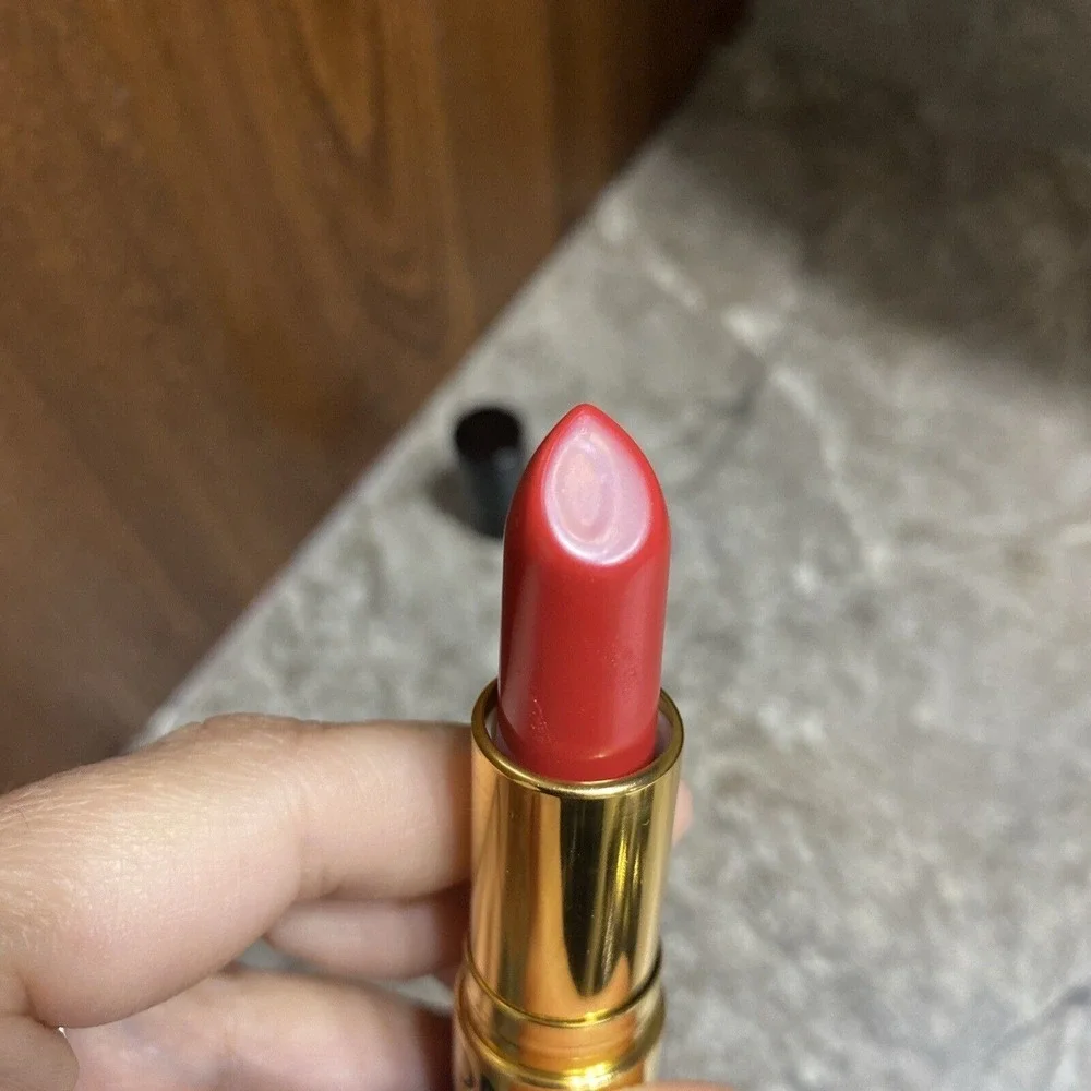 Revlon‎ Super Lustrous Lipstick - CHA CHA CHERRY #626 - New